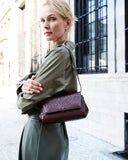 Kaai Handtas Ikon Clutch Ostrich Print Chocolate Brown